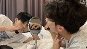 东哥吃瓜群众,揭秘网络红人的幕后生活