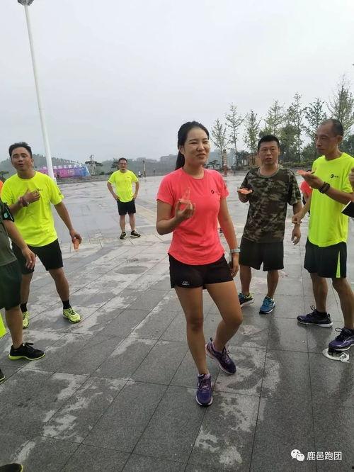 吃瓜的群众特征,揭秘网络围观背后的心理与社会现象