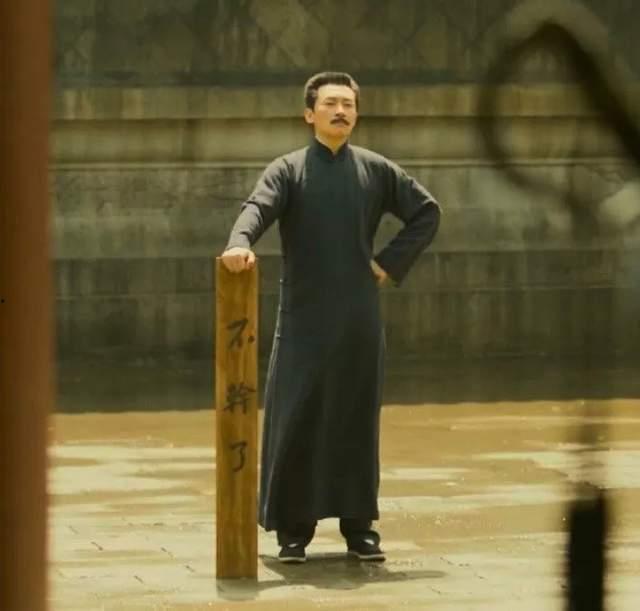 鲁迅怎么说吃瓜群众的话,鲁迅视角下的“吃瓜群众”众生相