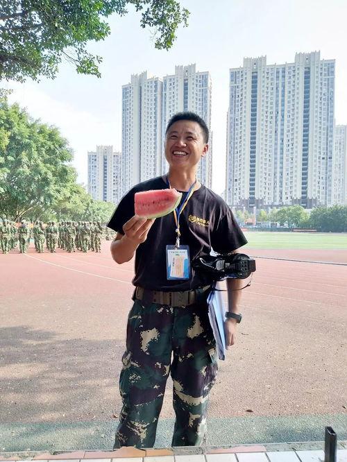 我的世界吃瓜群众花絮,吃瓜群众花絮,揭秘游戏幕后趣闻